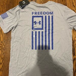 Under Armour T-shirt